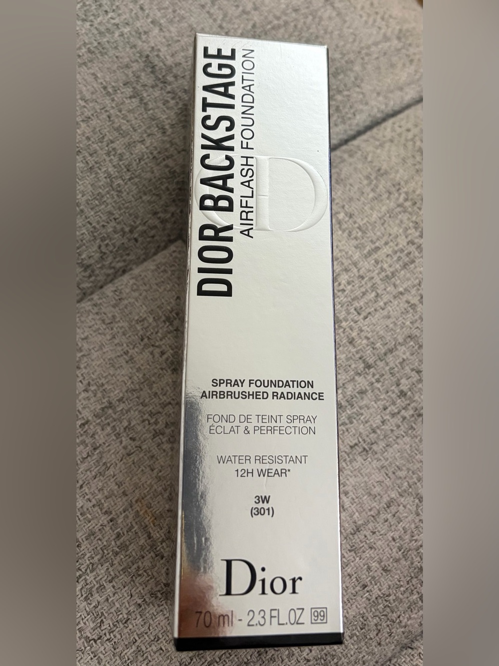 Dior Backstage Airflash Spray Foundation - 3W (301) Light-Medium..brand new